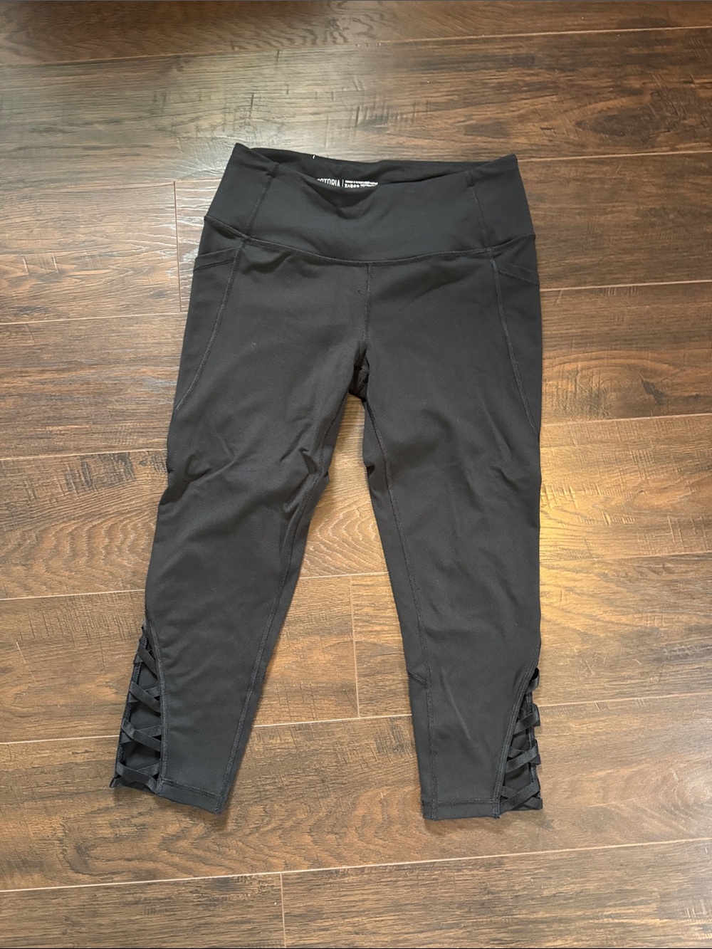 Victorias Secret Sport Knockout Capri